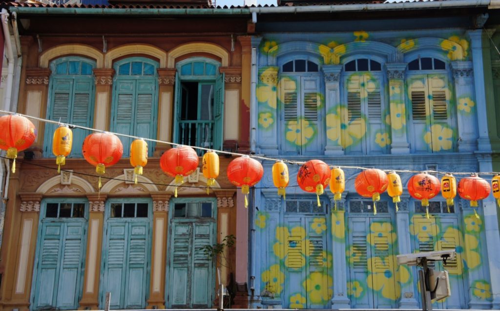 Façades dans le Chinatown singapourien