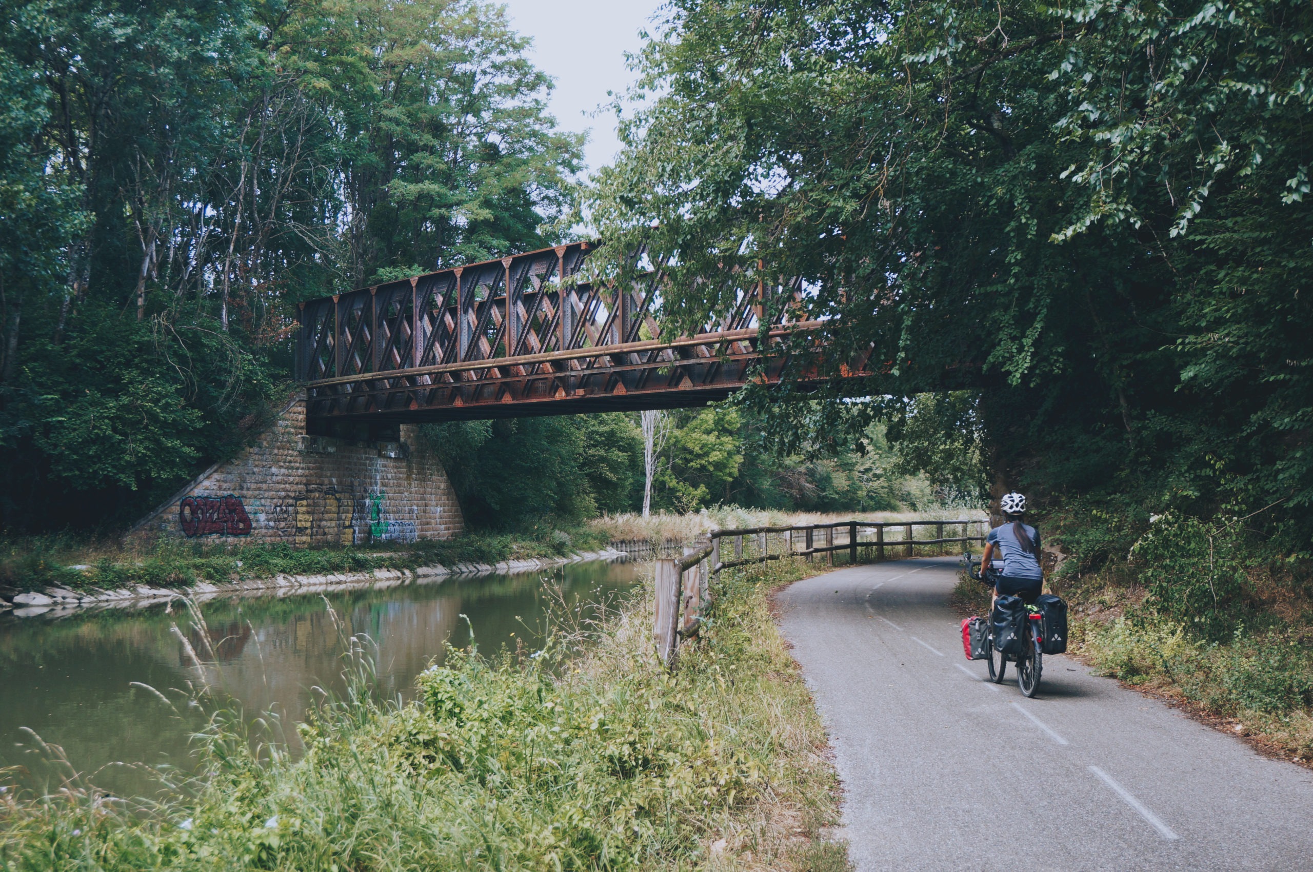 canal de Bourgogne à vélo